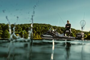 Skútr vodní Sea-Doo FishPro APEX 300 iDF