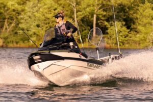 Skútr vodní Sea-Doo FishPro APEX 300 iDF