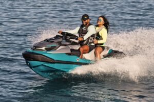 Skútr vodní Sea-Doo GTX LTD 3-up 325hp iDF Audio modrá metalíza