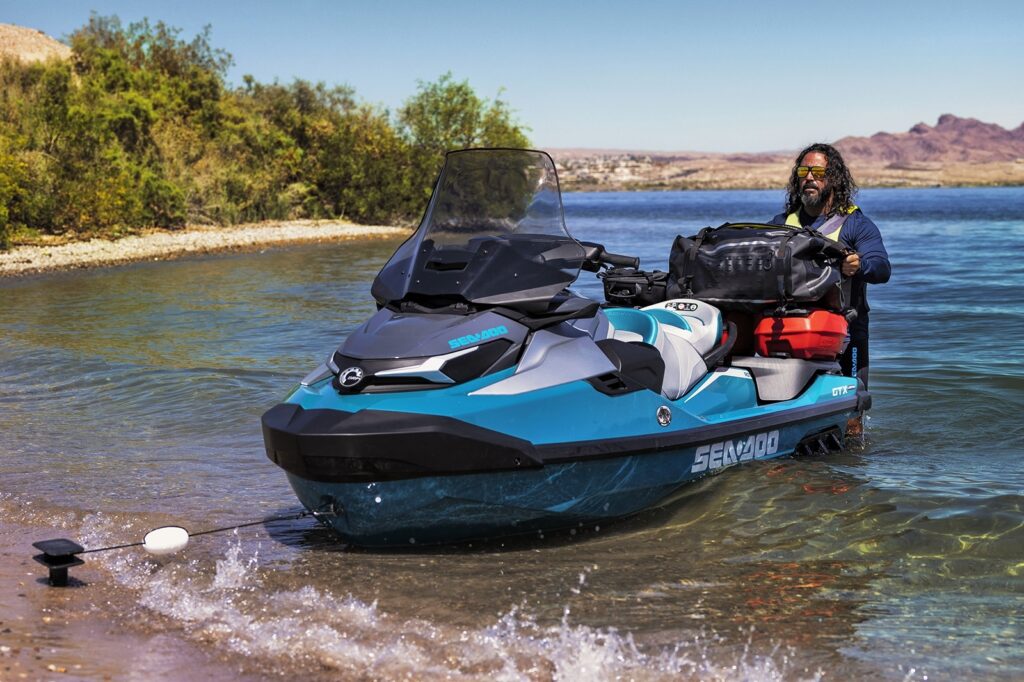 Skútr vodní Sea-Doo GTX LTD 3-up 325hp iDF Audio modrá metalíza