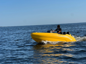 boat-zluta