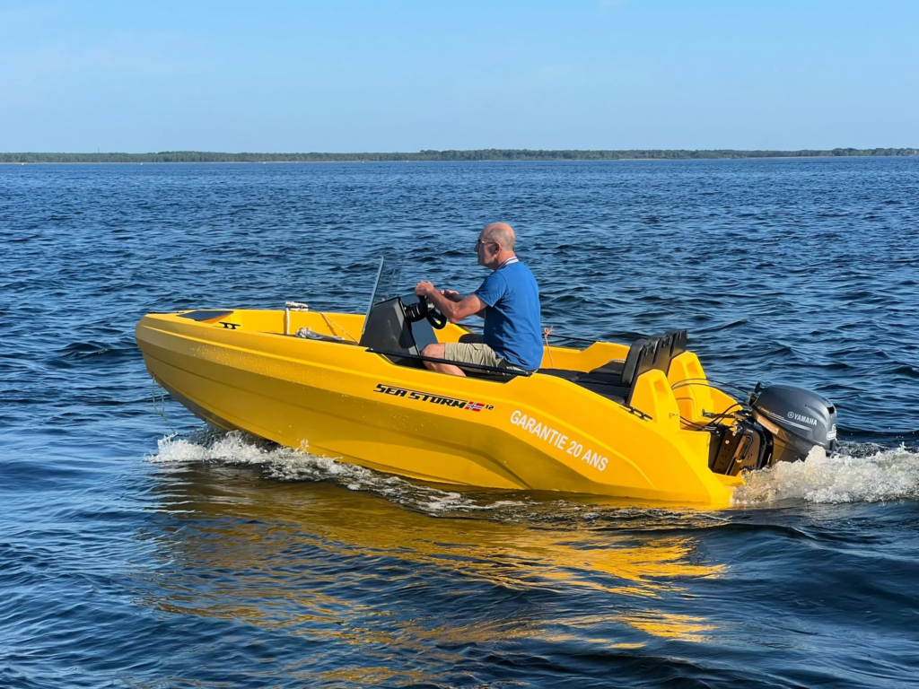boat-zluta